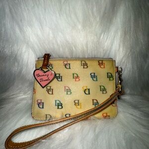 Dooney & Bourke